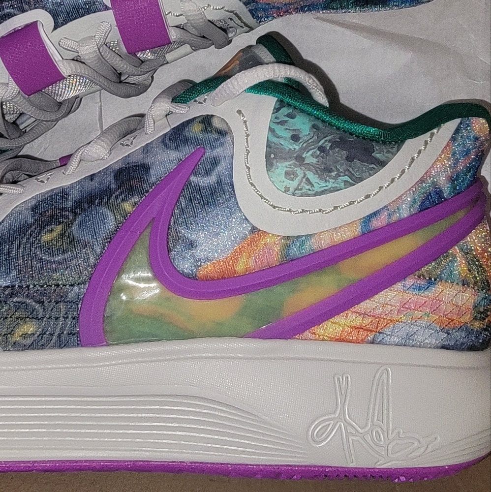 Kyrie 8 unreleased Circle of Life size 5(5.5) - Picture 3 of 15